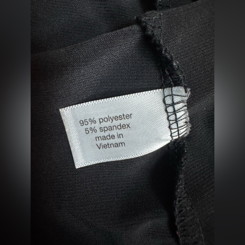 Lane Bryant Black V Neck Blouse 14/16 3/4 Sleeve Stretch Top - Picture 6 of 6